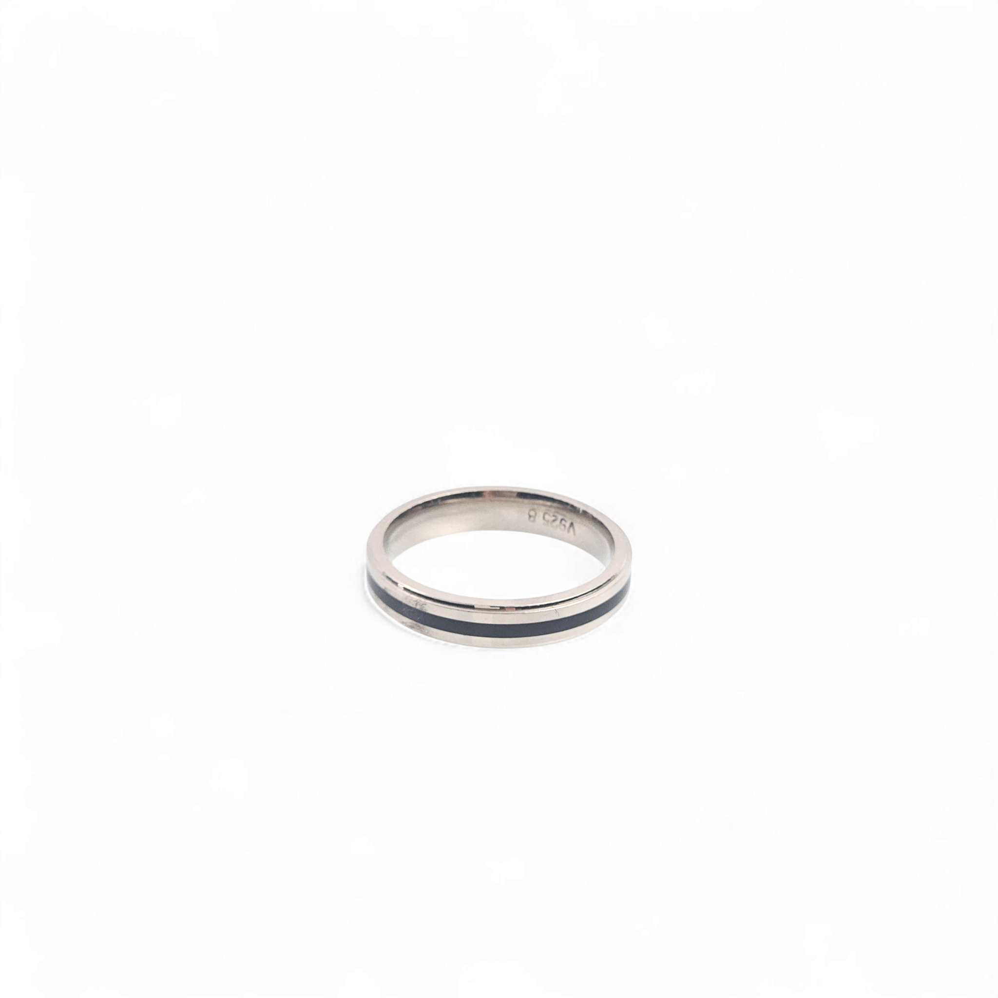 Unisex silver ring
